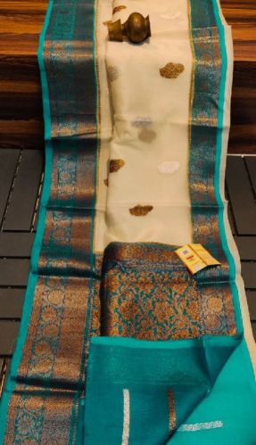 Banarasi Handloom Pure Kora Silk Saree, For Dry Cleaning, Pattern : Plain