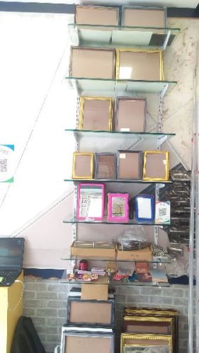 Rectangular Polished Picture Frames, Speciality : Termite Proof, Stylish Look, Colorful