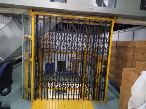 Variable 50 Hz Hydraulic Customised MS Goods Elevator, For Industrial, Voltage : 220V