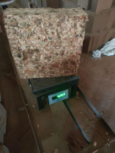 Brown Solid Coco Chips Block, For Agriculture Use, Shape : Square