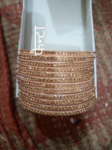 Fenta Jarkan Stone Bangles, Feature : Unique Color, Shiny Look