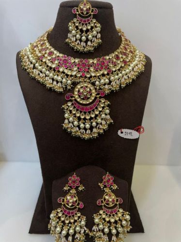 Polished Kundan Necklace Sets, Style : Antique