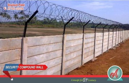 RCC Fencing Boundary Wall, For Home, Indusrties, Roads, Stadiums, Feature : Durable, Safety