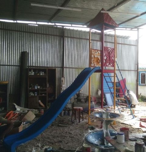 FRP Slide With Canopy, For Playground, Pattern : Plain