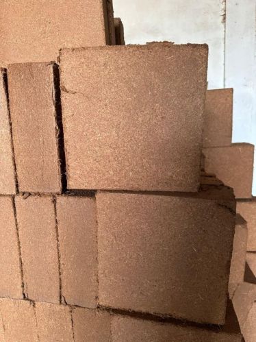 High EC Coir Pith Blocks
