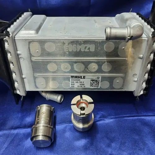 Grey Stainless Steel Refrigerant Filling Connector, For Industrial