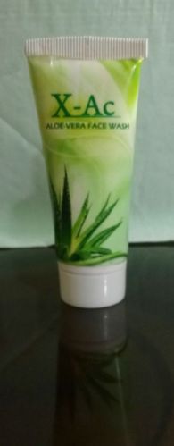 X-AC Aloe Vera Face Wash, Packaging Type : Tube
