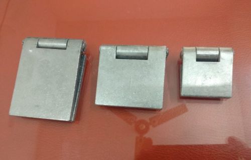 Polished Metal Lorry Hinges, For Doors, Feature : Durable, Perfect Strength, Sturdiness