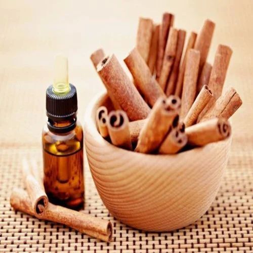 Cinnamon Essential Oil, Packaging Type : Bottle