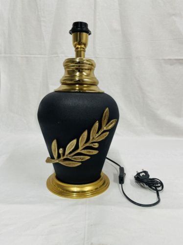 Printed Iron 17.5inch Naspati Decorative Lamp, Size : 17.5'