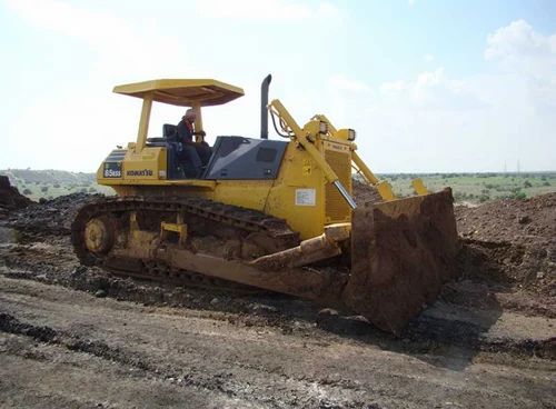 Komatsu D85 Crawler Dozer, Color : Yellow