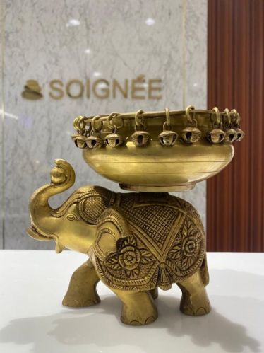 Golden Polished Brass Elephant Shape Urli, For Home, Style : Antique