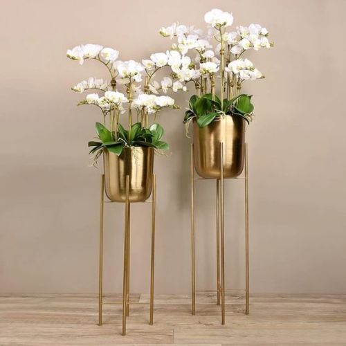 Round Metal Polished Decorative Flower Pots, For Outdoor Decoration, Plantation, Size : Standard