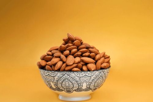 Shri RAM Almond, For Oil, Herbal Formulation, Ayurvedic Formulation, Taste : Sweet, Light Sweet