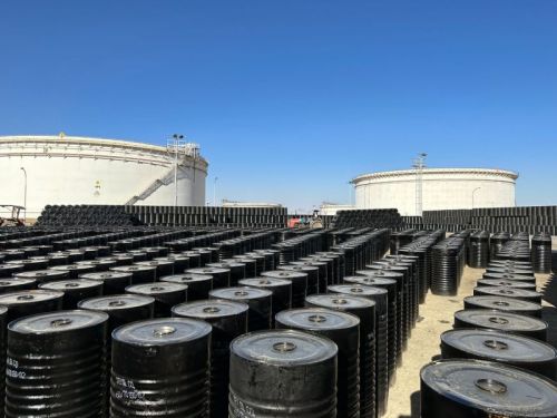 Bitumen, Packaging Type : Black for road construction