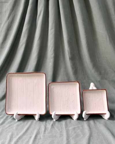 Matt Finish Ceramic Square Plate, Shape : Rectangular