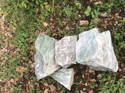 Non Polished Mineral Printed Quartz (green), For Flooring Use, Making Temple, Wall Use, Jewelleries