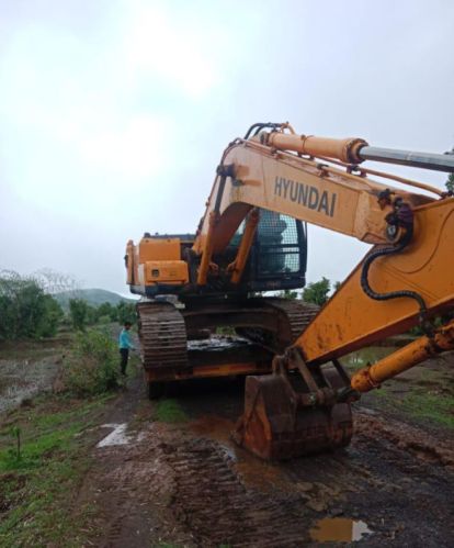 Used Excavator