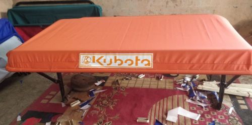 Kubata Cotton Tractor Roof Canopy, Feature : Heat Resistance, Impeccable Finish, Water Proof