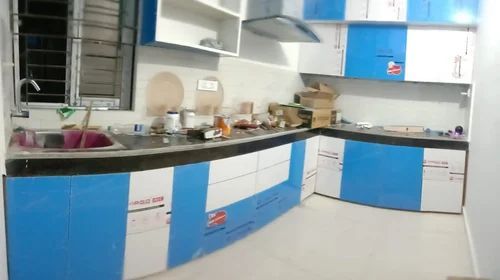 Plywood Laminate Wooden L Shaped Modular Kitchen, For Home, Feature : Accurate Dimension, Attractive Designs