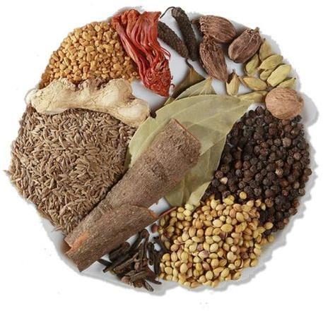 Dried Whole Garam Masala, For Cooking, Grade Standard : Food Grade