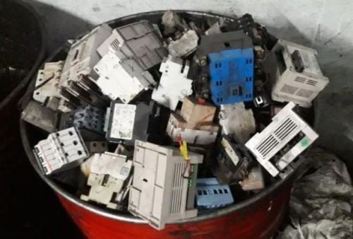 Waste MCB Scrap, For Recycle Use, Feature : Low Melting Point, Reusable