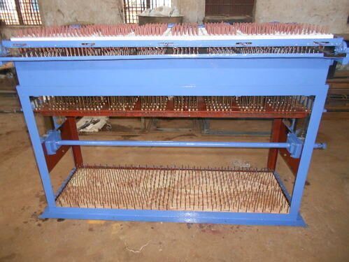 Semi Automatic Mombatti Making Machine