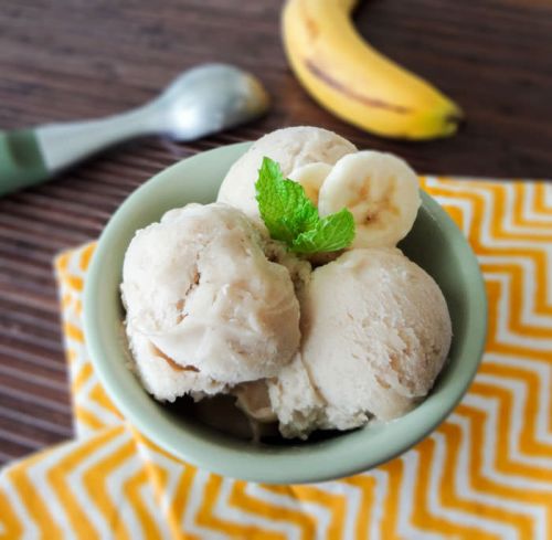 Milk Banana Ice Cream, For Restaurant, Home Purpose, Birthday, Office Pantry, Feature : Utterly Delicious