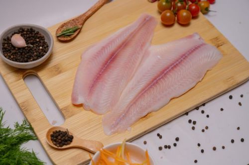 100% fresh PANGASIUS FILLET - UN TRIMMED, Brand Name : CHT SEAFOOD