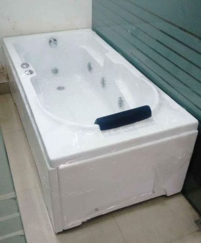 Rectangular Polished Jacuzzi Bathtub