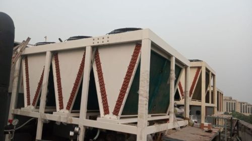 Light Blue Rectangular Automatic Hydraulic Polished Mild Steel Water Chiller Unit, For Air Cooling