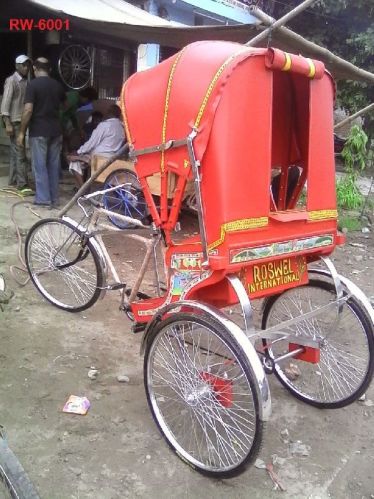 Aluminium RW-6001 Passenger Cycle Rickshaw, Feature : Fast Chargeable, Low Maintenance, Prefect Ground Clearance