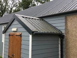 Plain Metal Roofing Sheds, Size : Customized