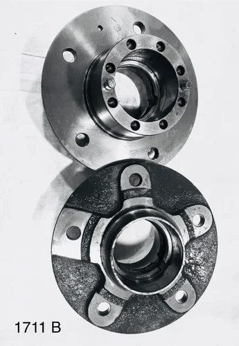 SG Iron Rear Wheel Hub