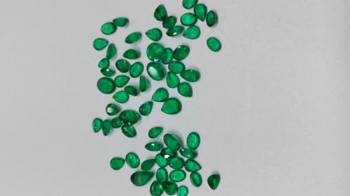 Green Oval Polished Zambian Emerald, For Jewellery, Feature : Durable, Stylish