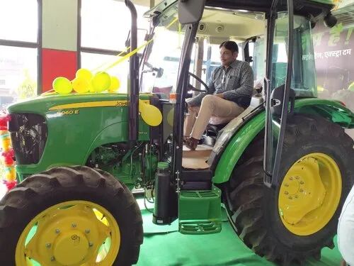 John deere tractor