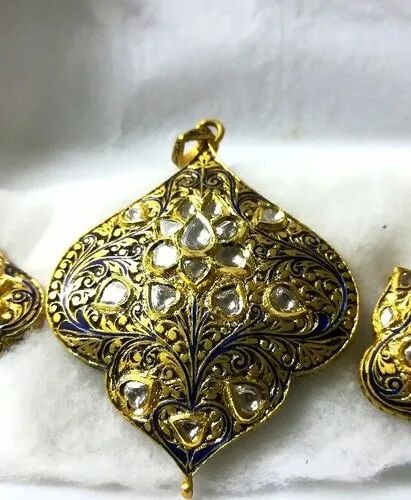 Kundan Meena Pendant, Packaging Type : Fabric Bag
