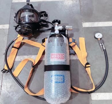 Manual Self Contained Breathing Apparatus