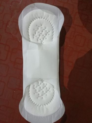 Cotton 240mm Straight Sanitary Pad, Feature : Anti-Bacteria, Moisture Proof