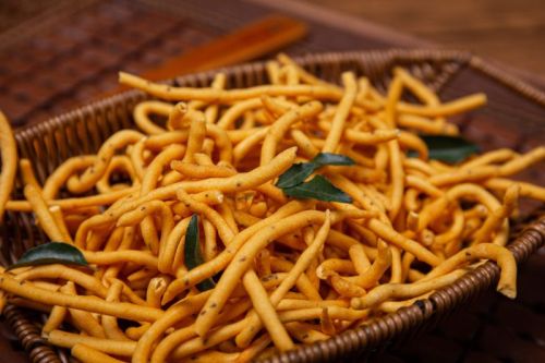 Omapodi Murukku, Taste : Salty