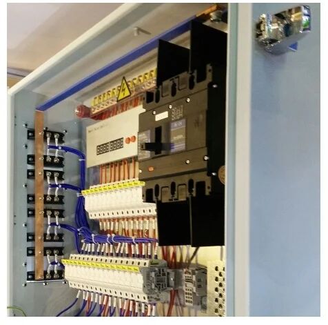 Solar Combiner Box, Shape : Rectangular