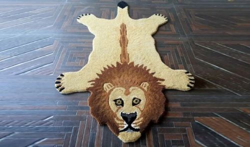 Jungle Lion Hand Tufted Woollen Carpet