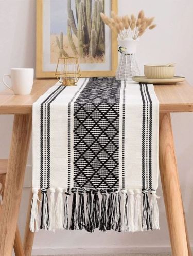 Fabric Table Runners, For Home, Feature : Biodegradable, Good Water Absorbent