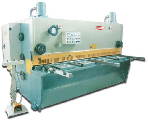 Hydraulic Plate Shearing Machine