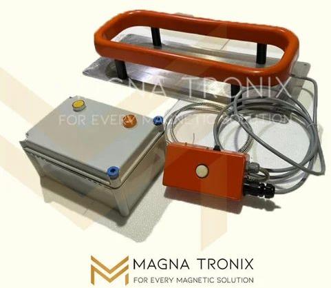 Plastic Conveyor Metal Detector