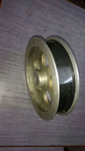 Ceramic Pulley, Capacity : 0.5 Ton