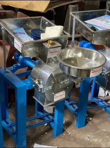 Automatic Stainless Steel Electric Herbal Powder Grinding Machine, Voltage : 230V