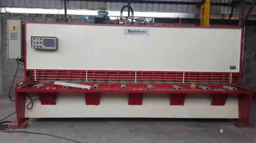 Automatic CNC Shearing Machine