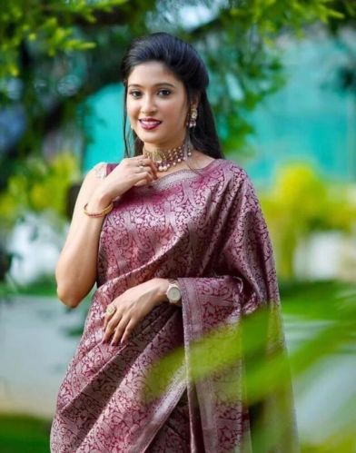 Banarasi Silk Saree, Saree Length : 5.40 Mtr