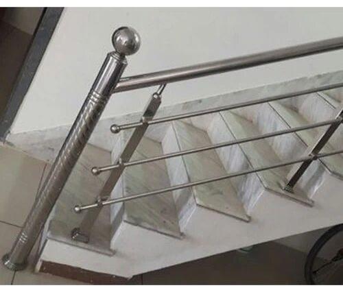 Plain Stainless Steel Staircase Railing, Grade : 304 at Rs 800 in ...